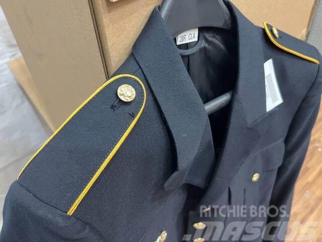  Military Uniform Jackets Ostatní