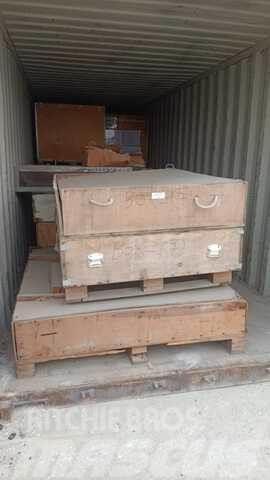  Quantity of (1) Container of Spare Parts to fit Re Ostatní