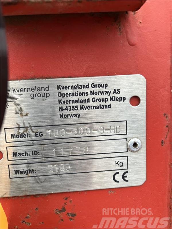 Kverneland 5 F ED 100-300 Oboustranné pluhy