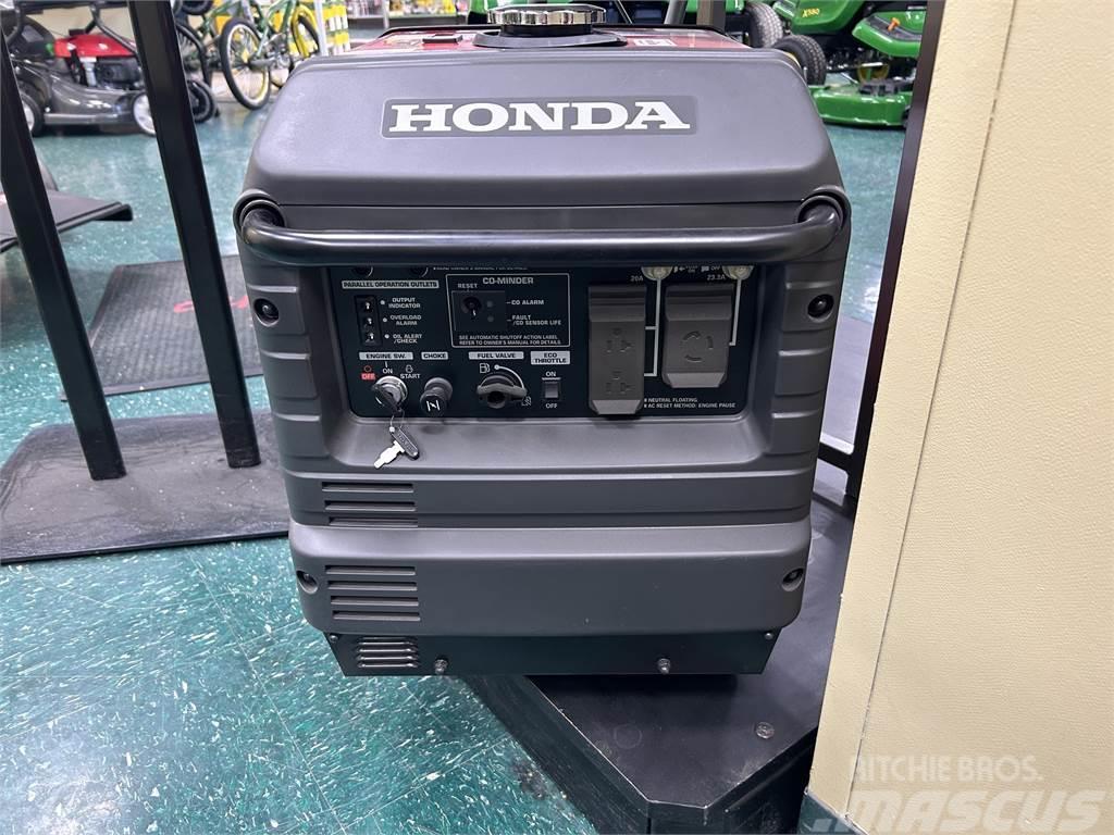 Honda EU3000S1AN Další komunální stroje
