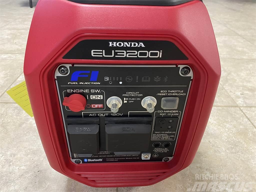 Honda EU3200I Osvětlovací stožáry