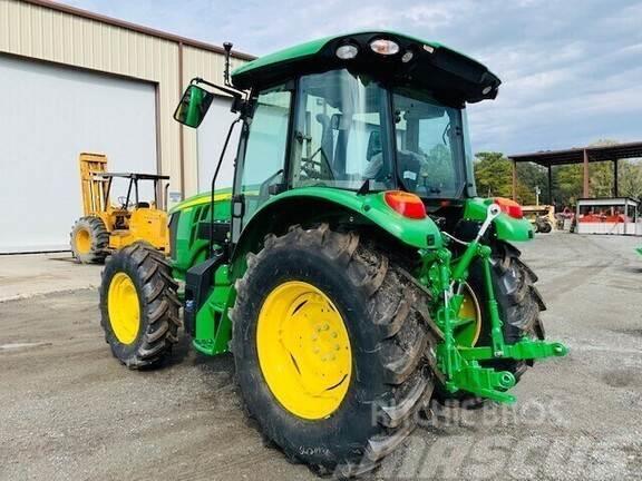 John Deere 5115M Kompaktní traktory