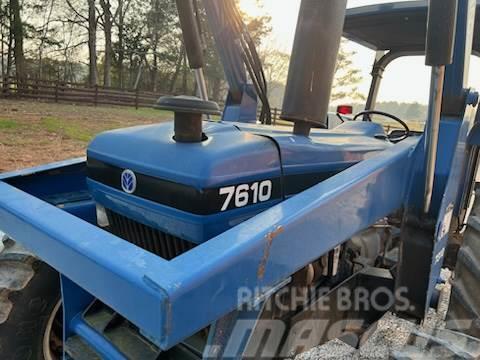 New Holland 7610 Traktory
