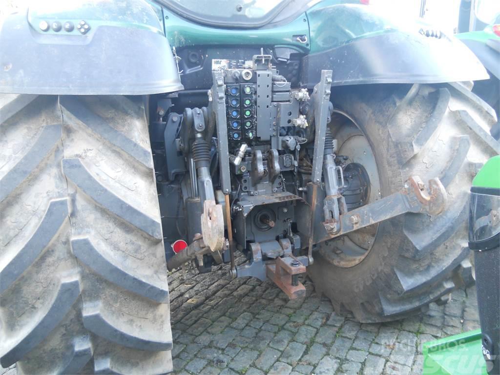 Valtra T174 Traktory