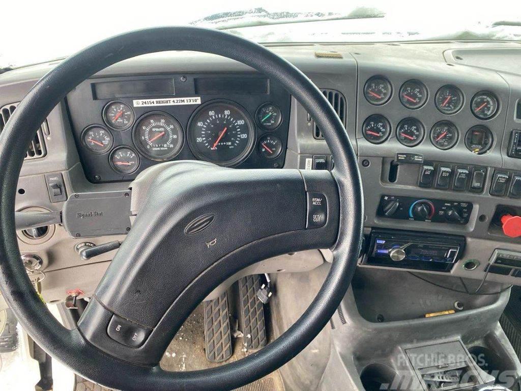 Sterling ST9500 Highway Truck Tahače