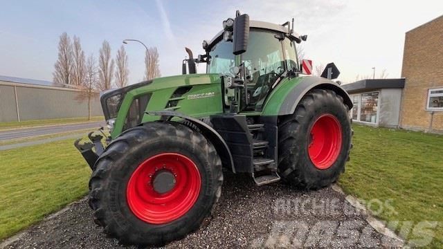 Fendt 828 Vario SCR Profi Plus Traktory