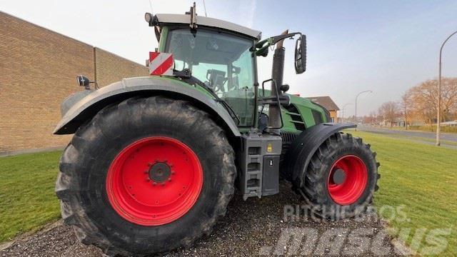 Fendt 828 Vario SCR Profi Plus Traktory