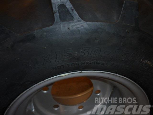 BKT 31x15.50x15 - løs dæk. Pneumatiky, kola a ráfky