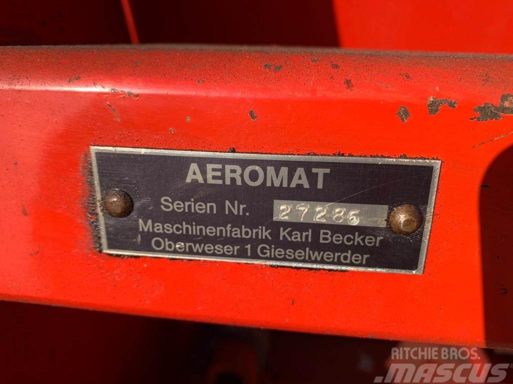 Becker Aeromat 6 rij Maiszaaimachine Další stroje na zpracování půdy a příslušenství