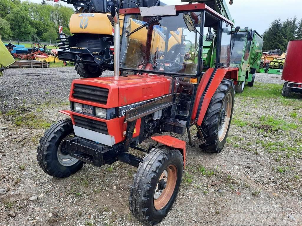 Case IH 533 Traktory