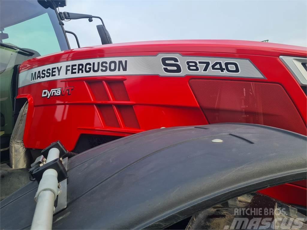 Massey Ferguson MF 8740 S Efficient Traktory