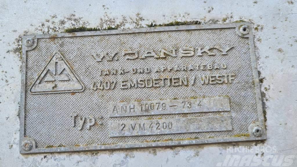 Blumhardt Jansky Tankanhänger - 8.400 Liter(Nr. 5112) Cisternové přívěsy