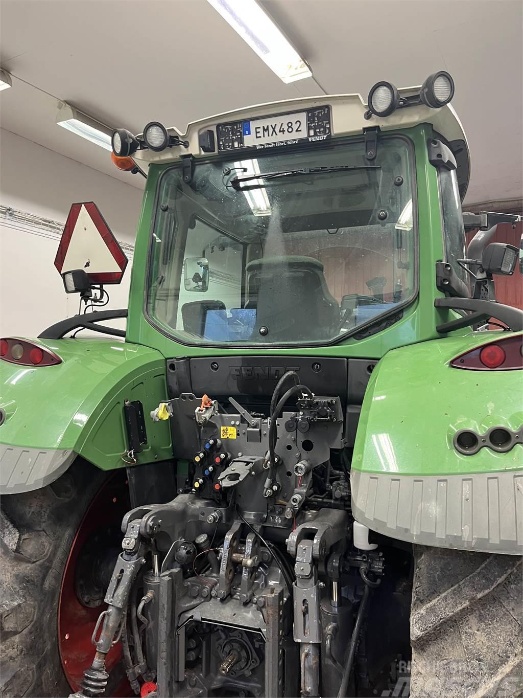 Fendt 724 VARIO SCR + L Traktory