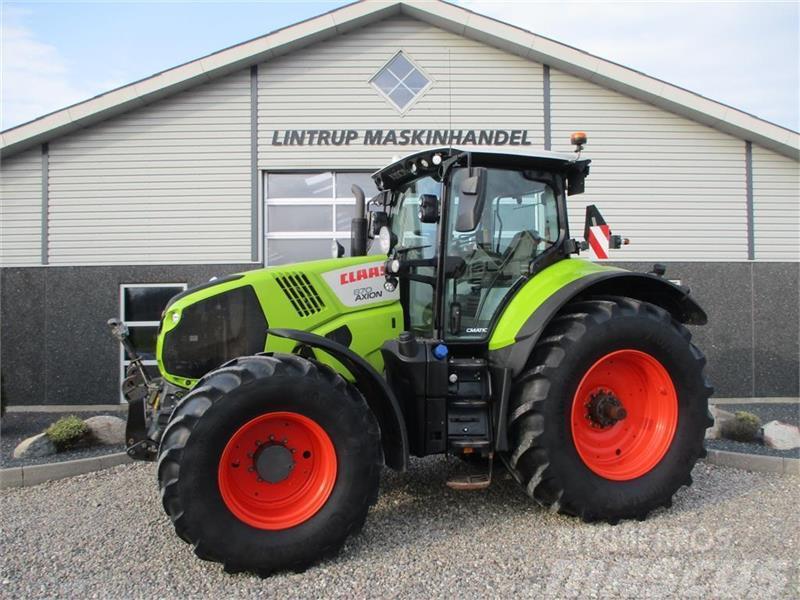 CLAAS AXION 870 CMATIC med frontlift og front PTO, GPS r Traktory
