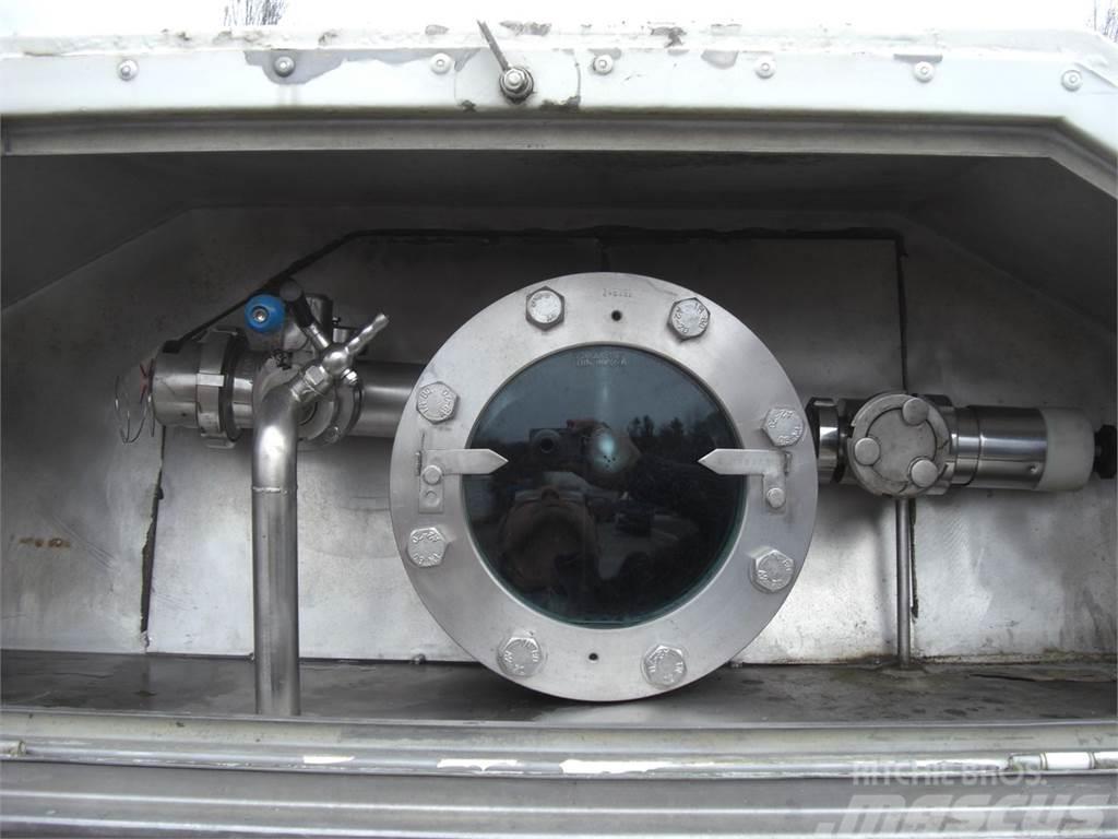  Blumhard SAL40-24 / BIERTANK Cisternové návěsy