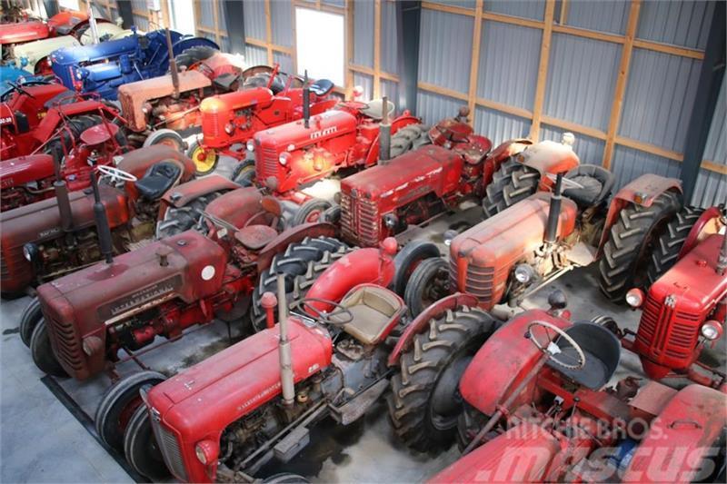  - - -  Ældre blandede traktorer Traktory