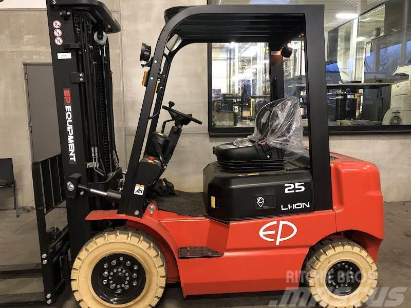 EP EFL252 Akumulátorové vozíky