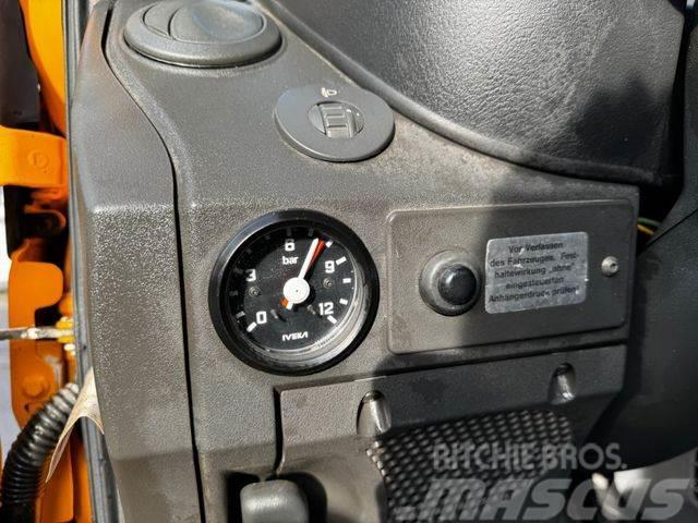 Iveco 65C17 SZM+ Tieflader Trailer/Baumaschinen/Staple Tahače