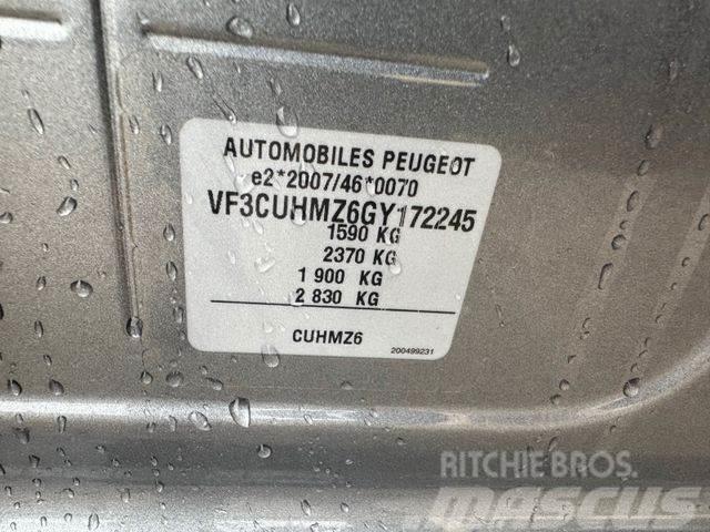 Peugeot 2008 1.2 Benzin vin 245 Pick up/Valník