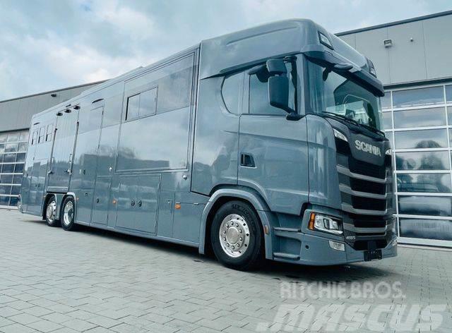 Scania S 450 Doppel Pop-out Pop-Up Pferdetransporter Vozy na přepravu zvířat