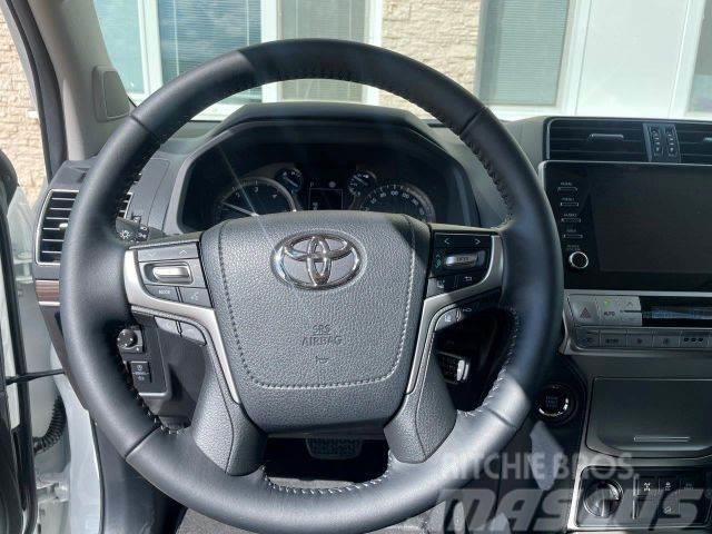 Toyota Land Cruiser 2.8 D-4D Automatik vin 055 Pick up/Valník