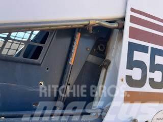 Bobcat 553 Smykem řízené nakladače