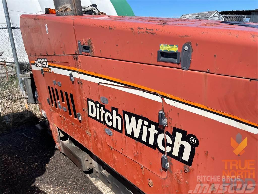 Ditch Witch JT4020 MACH 1 Horizontální vrtací zařízení