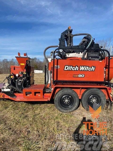 Ditch Witch MR90 Zavlažovací čerpadla