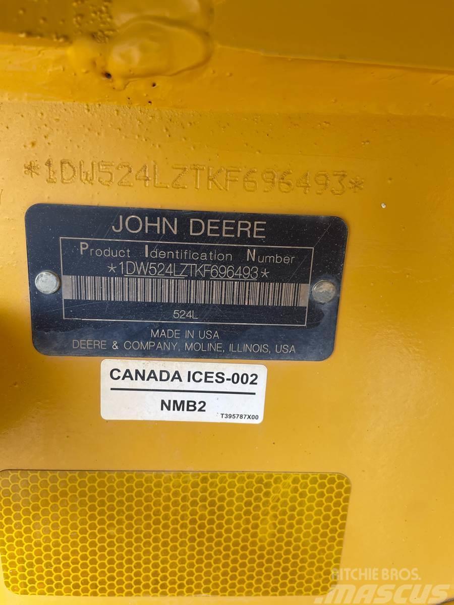 John Deere 524L Kolové nakladače