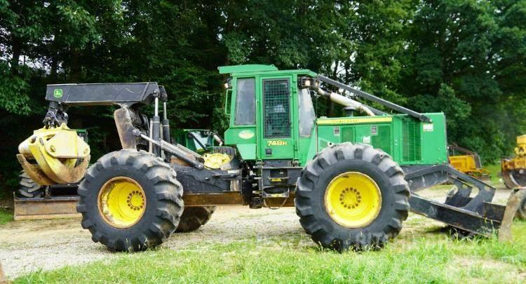 John Deere 748H Lesní kolové traktory