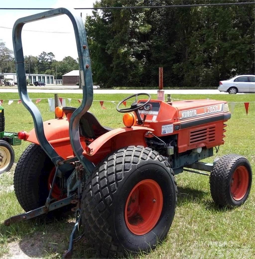 Kubota L2050 Traktory