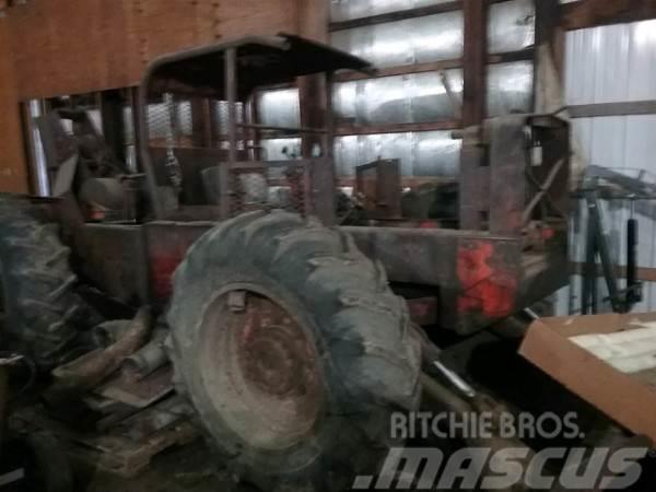 Timberjack 207 Lesní kolové traktory