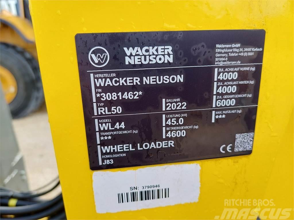 Wacker Neuson WL 44 Kolové nakladače