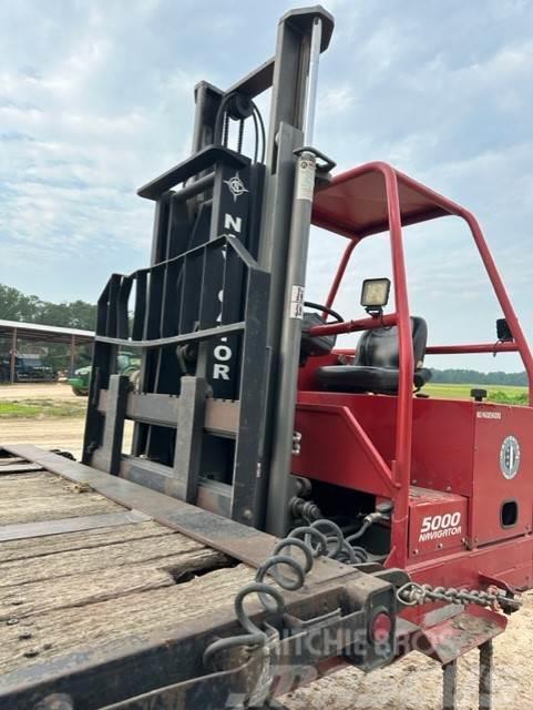  Navigator Forklift - Chrisman Mft, Inc. RT5000 Ostatní