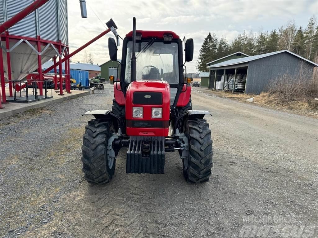 Belarus 952.3 NYT SIISTI 4WD SOPIVASTI Traktory