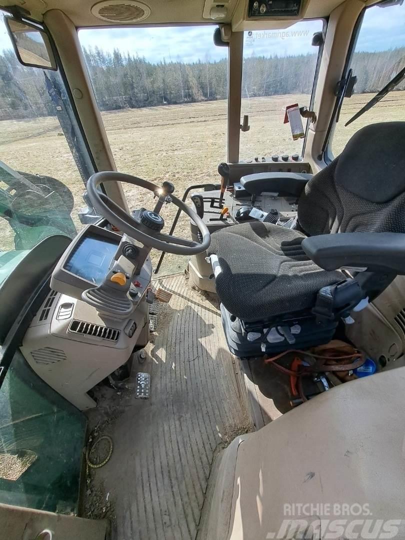 John Deere 6230 STD Traktory