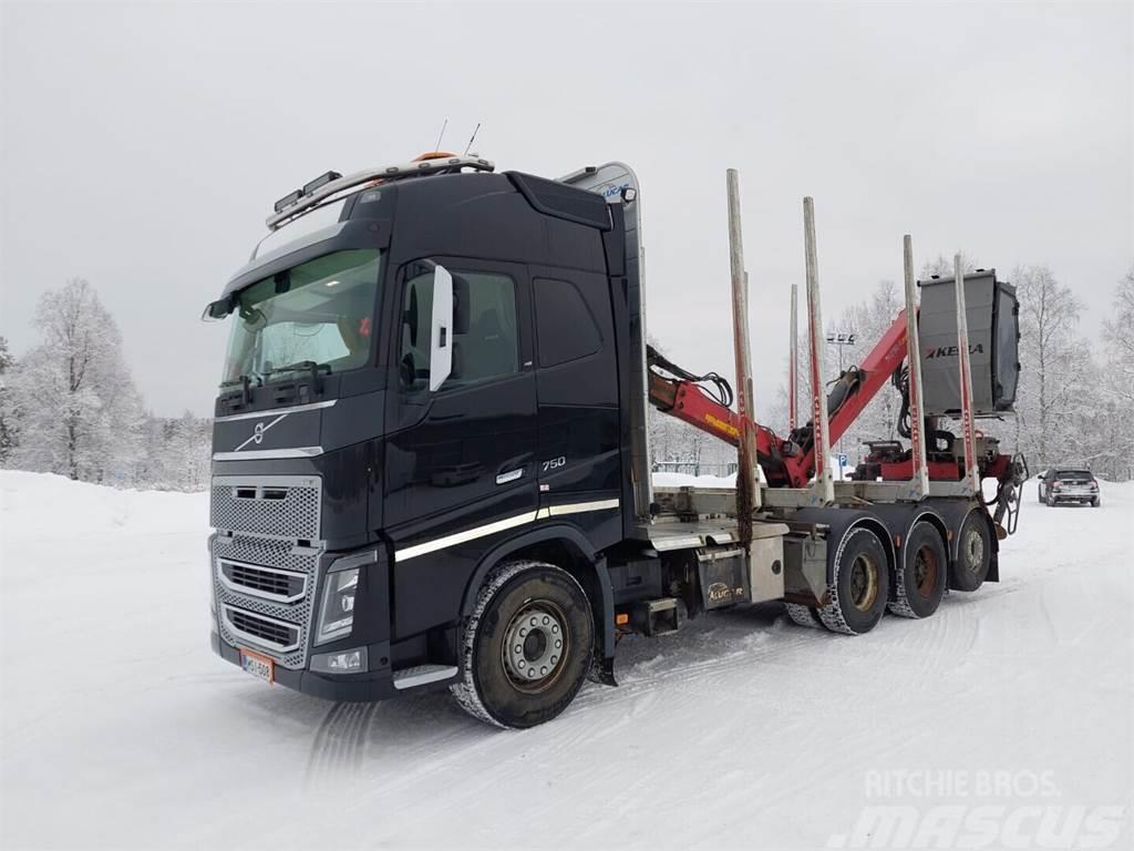 Volvo FH16 750 8x4 Vozy na přepravu kmenů