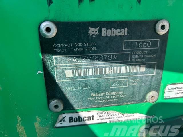 Bobcat T550 Smykem řízené nakladače