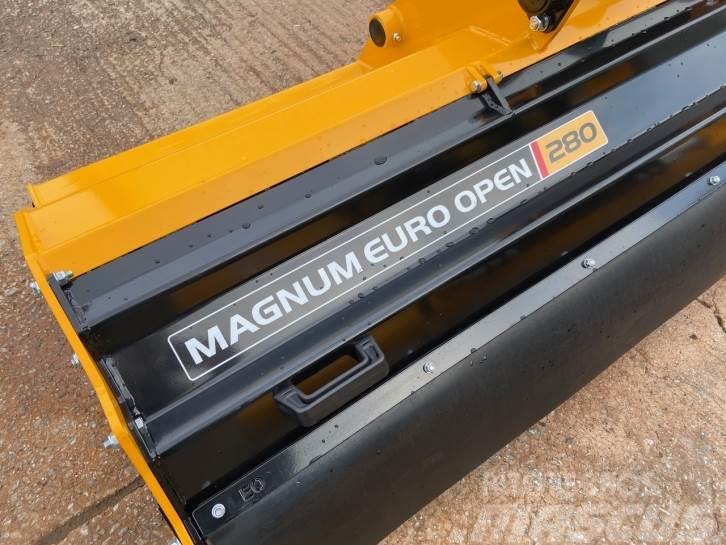 McConnel Magnum Euro Open 280 flail topper Stroje na sklizeň pícnin-příslušenství