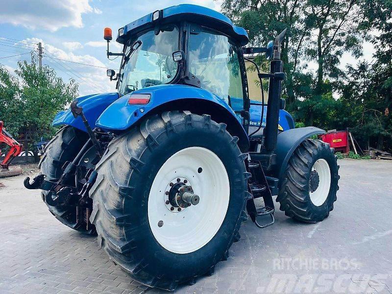 New Holland T7030 Traktory