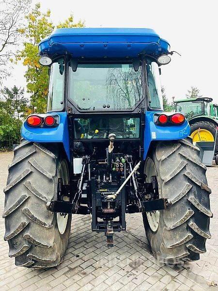 New Holland TD5.115 Traktory