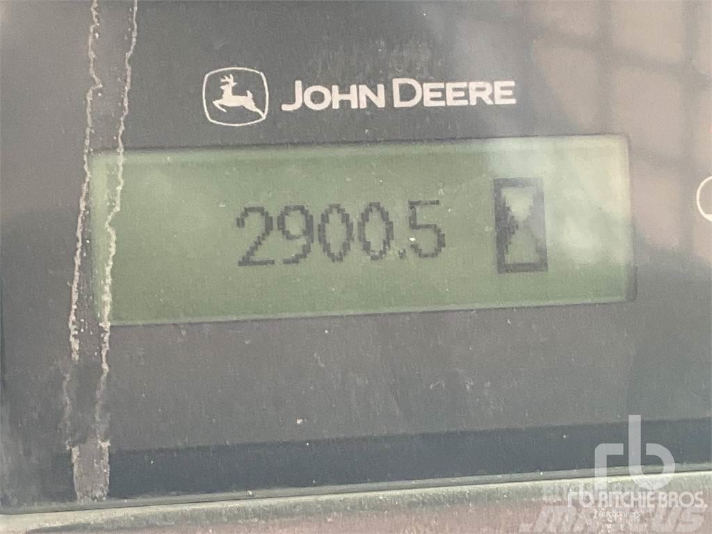 John Deere 317G Smykem řízené nakladače