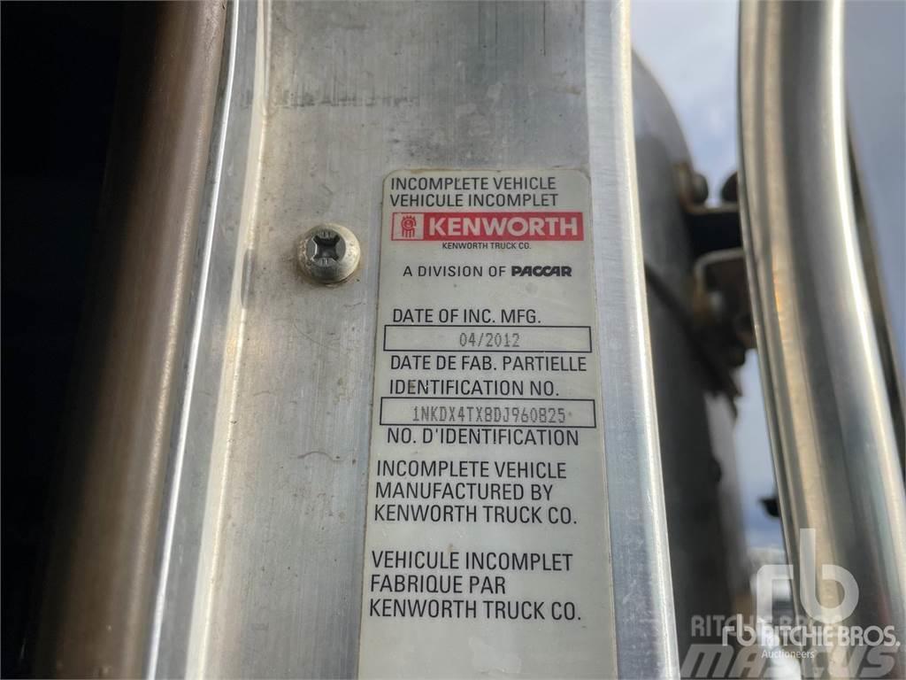 Kenworth T800 Kombinované/Čerpací cisterny