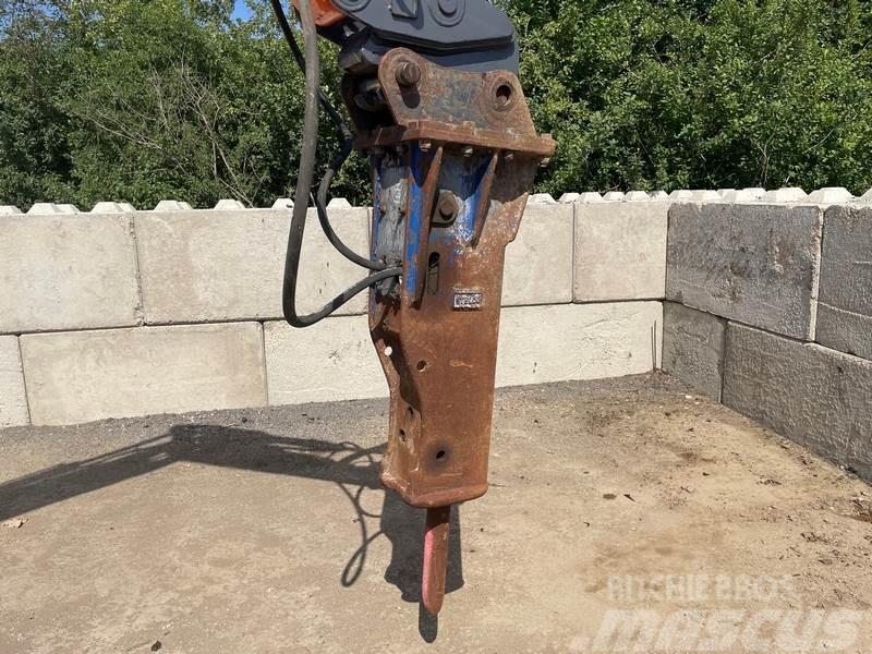 Stelco Hydraulic Breaker To Suit 5 - 8 Ton Excavator Bourací kladiva / Sbíječky