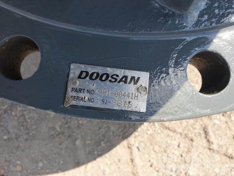 Doosan 401-00441H Podvozky a zavěšení kol