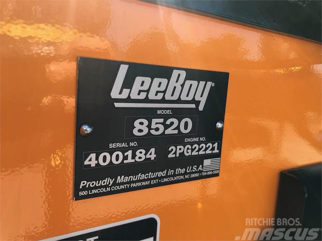 LeeBoy 8520C Finišery