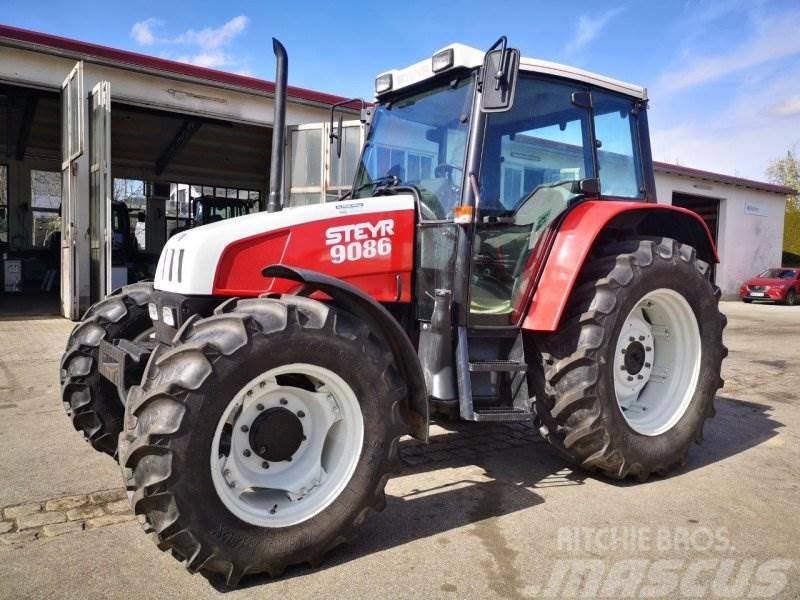 Steyr 9086 Traktory