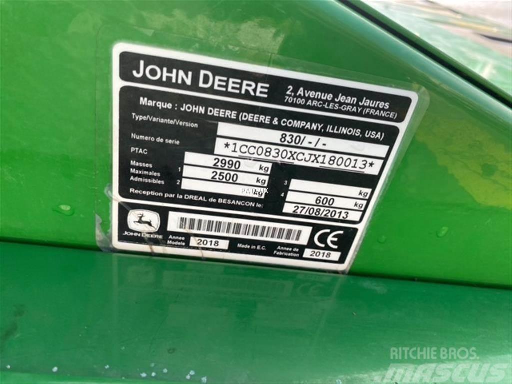 John Deere 830 Kondicionér žacího stroje
