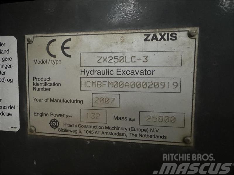 Hitachi Zaxis 250LC-3 Pásová rýpadla