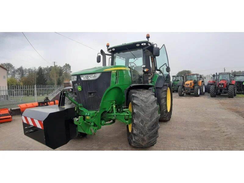 John Deere 7200 R Traktory